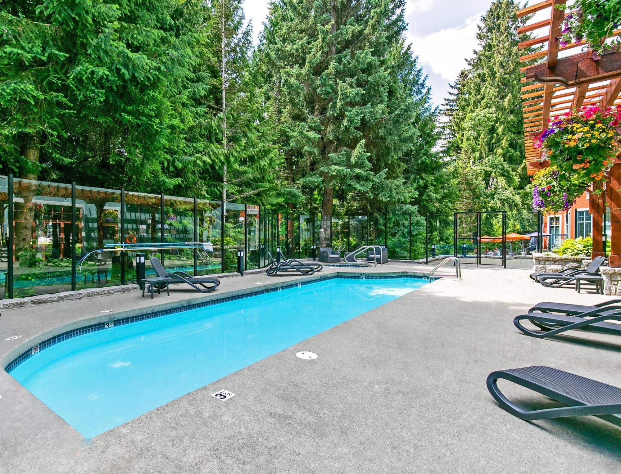 Alpenglow Lodge Family & Work Retreat By Mva Whistler Exterior photo
